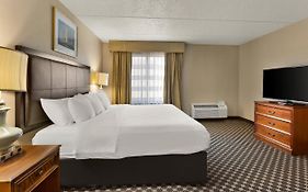 Hotel Rl Cleveland Airport West  3*